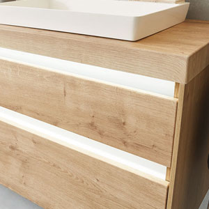 mit LED-Beleuchtung im Griffraum: mit LED-Beleuchtung im Griffraum