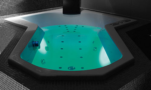 Repabad Monaco Whirlpool Spezialform Repabad Whirlpool Lichttherapie